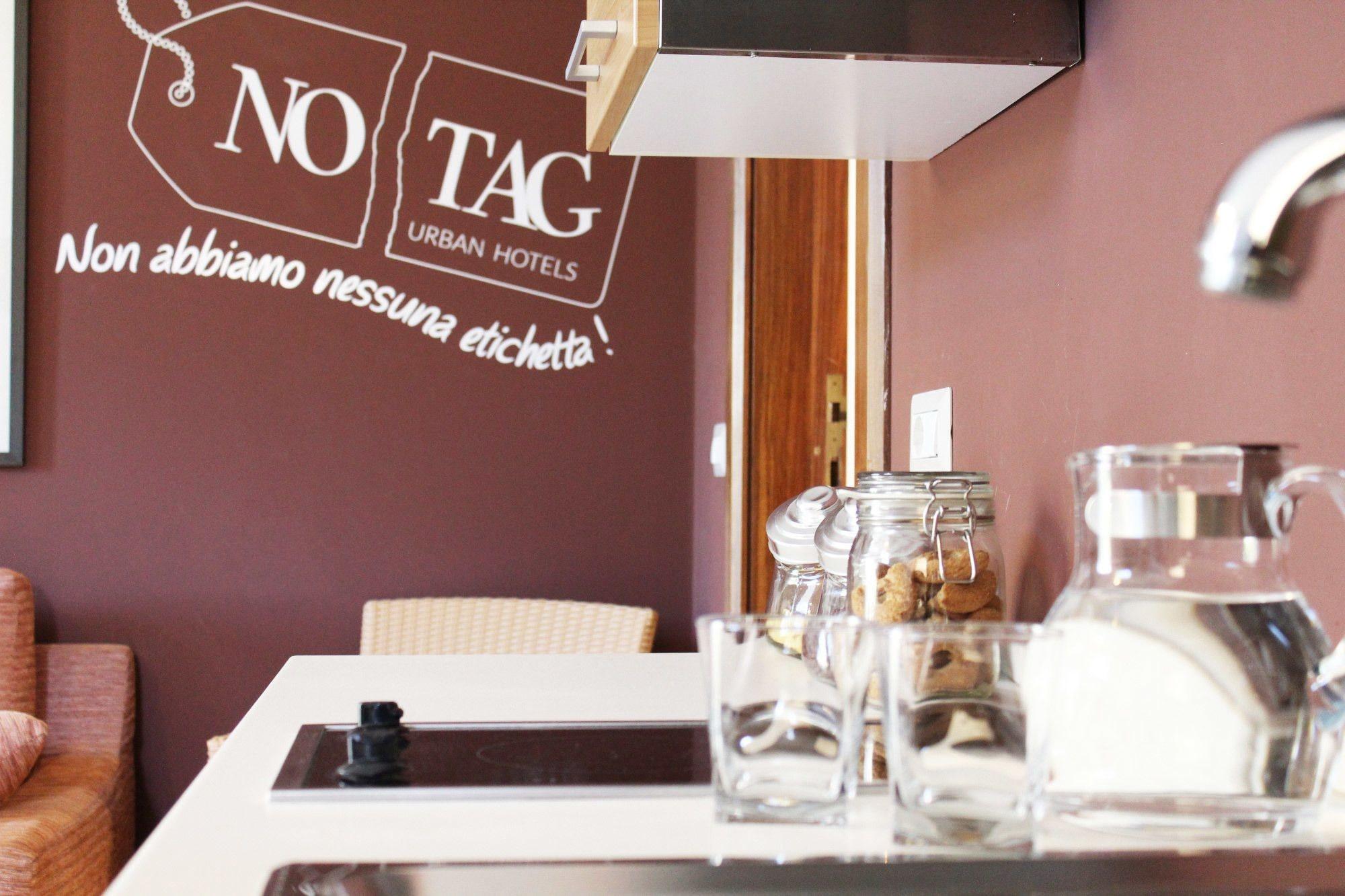 No Tag Urban Hotel Trani Exterior photo