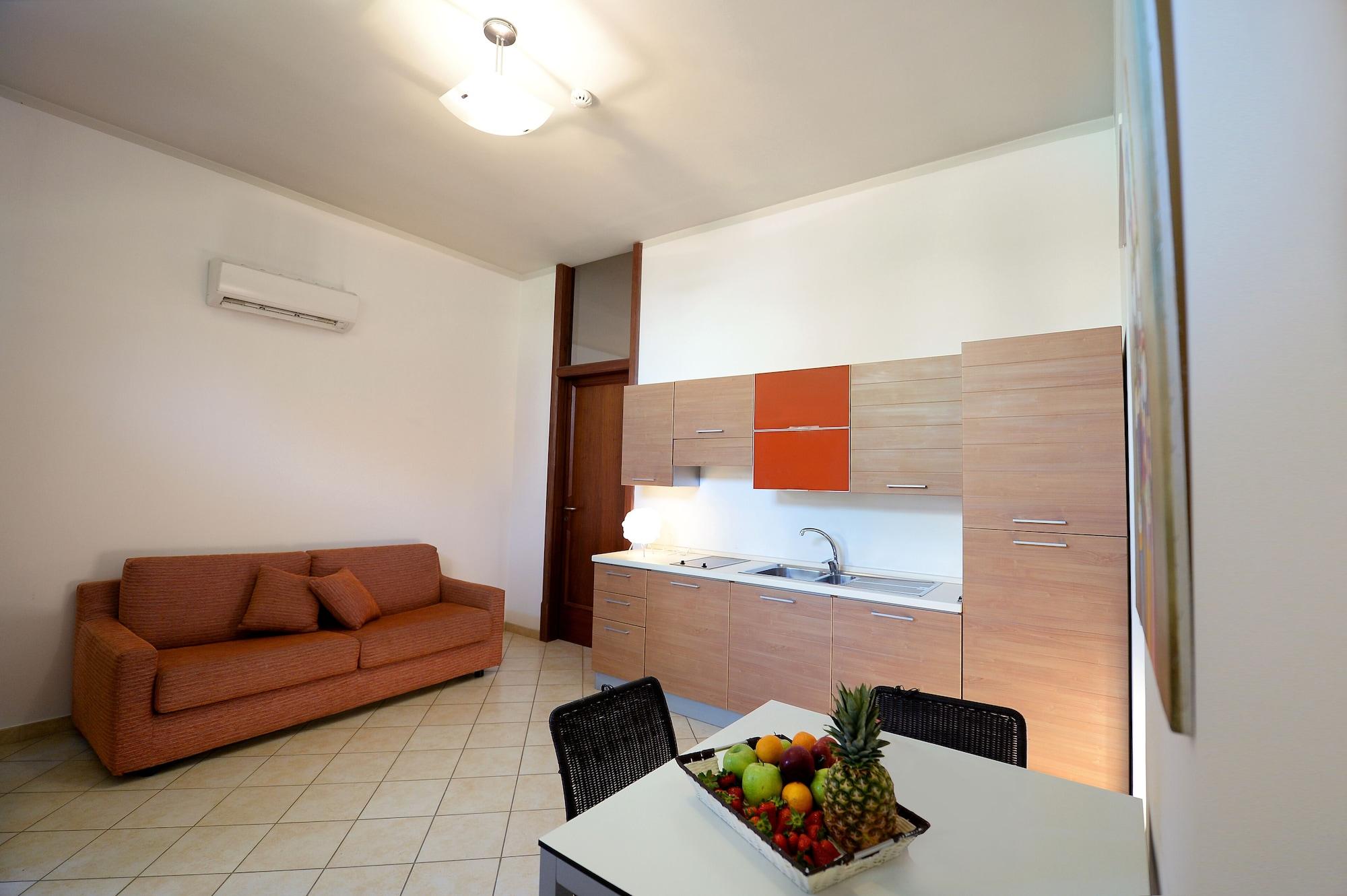 No Tag Urban Hotel Trani Exterior photo