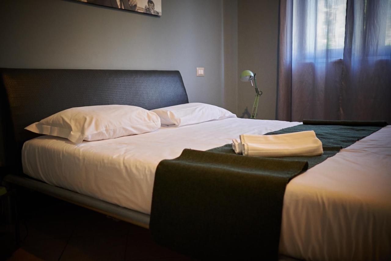 No Tag Urban Hotel Trani Exterior photo